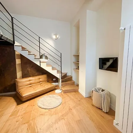 Luxury Citylife 3* Μιλάνο